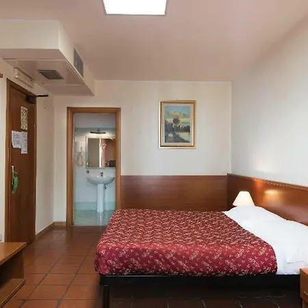 Hotel Marsala Roma